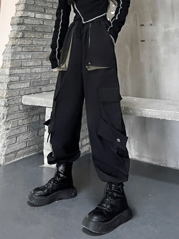 Patchwork Pocket Detail Cargo Pants